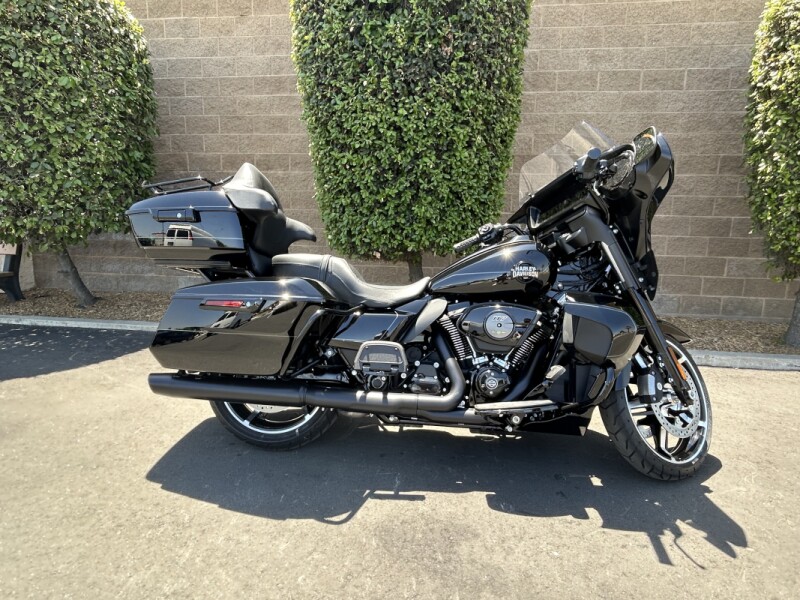 FLHXU 2025 Street Glide® Ultra
