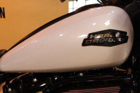 2025 Harley-Davidson HD Touring FLTRX Road Glide  thumb 3
