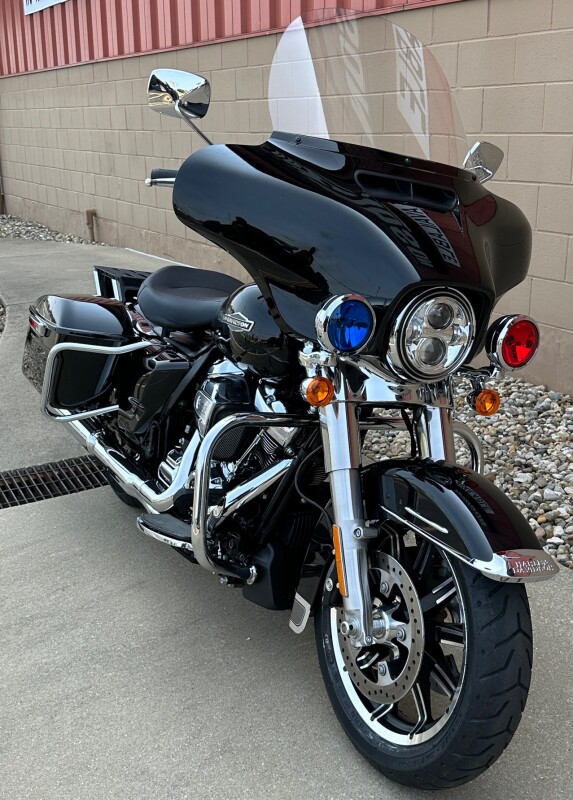 2023 Police Electra Glide--Available for civilian purchase - Photo 3