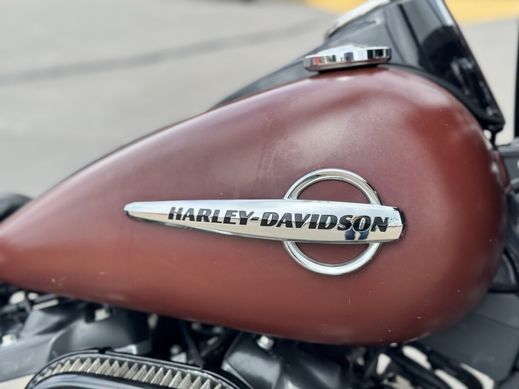 2018 Harley-Davidson Heritage Classic FLHCS 114 Red Iron Denim 076706 - Photo 7