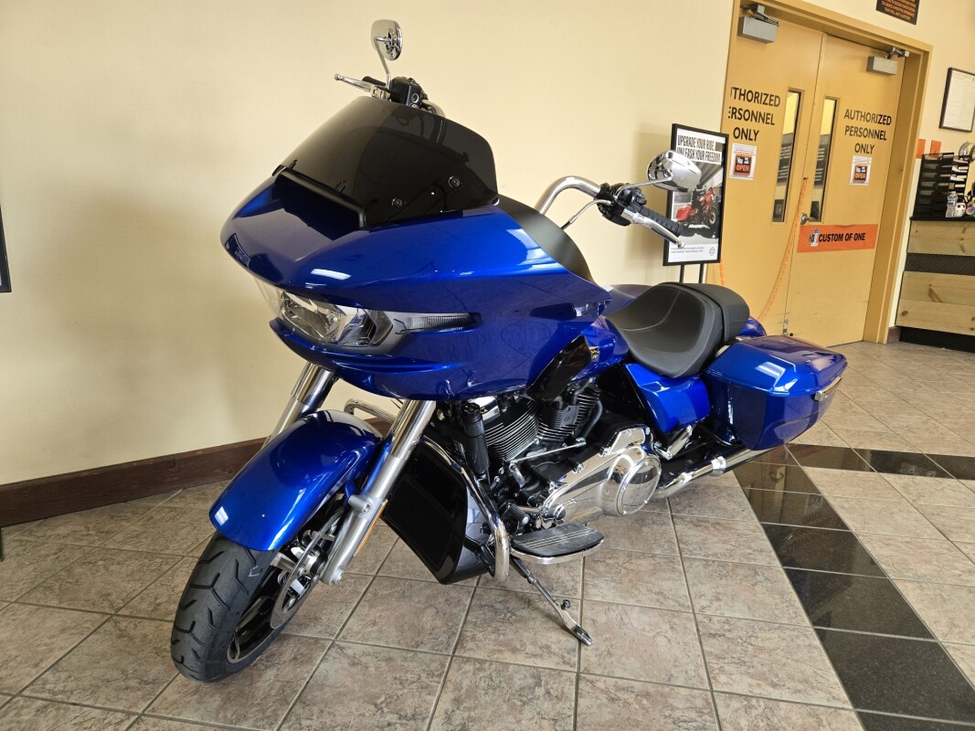 2025 Harley-Davidson Road Glide Blue Burst - Photo 5