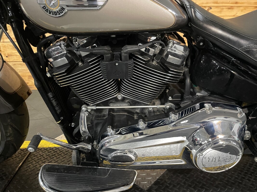 Harley-Davidson Fat Boy 114 2023 FLFBS Gray Haze/Silver Fortune - Photo 9