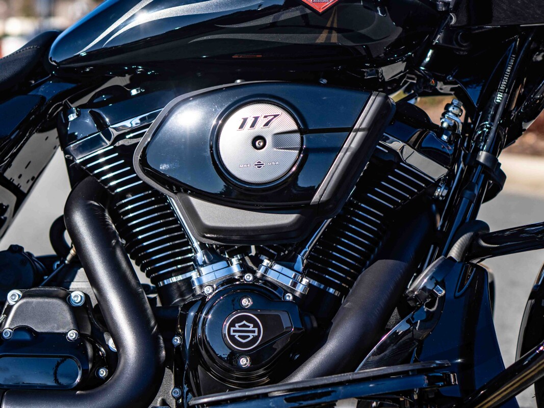 FLTRX 2025 Road Glide - Photo 10