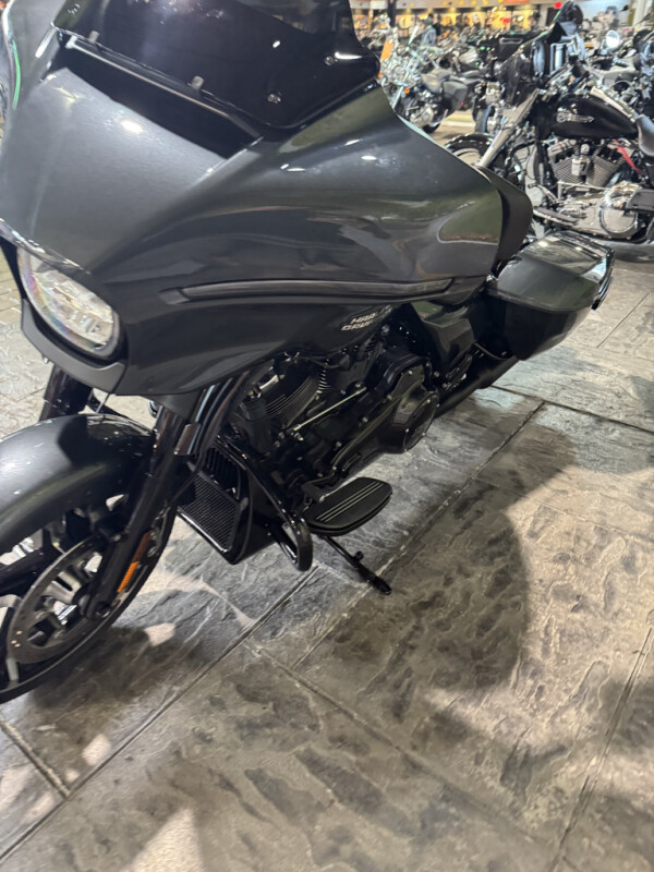 2025 Harley-Davidson Street Glide - Photo 10