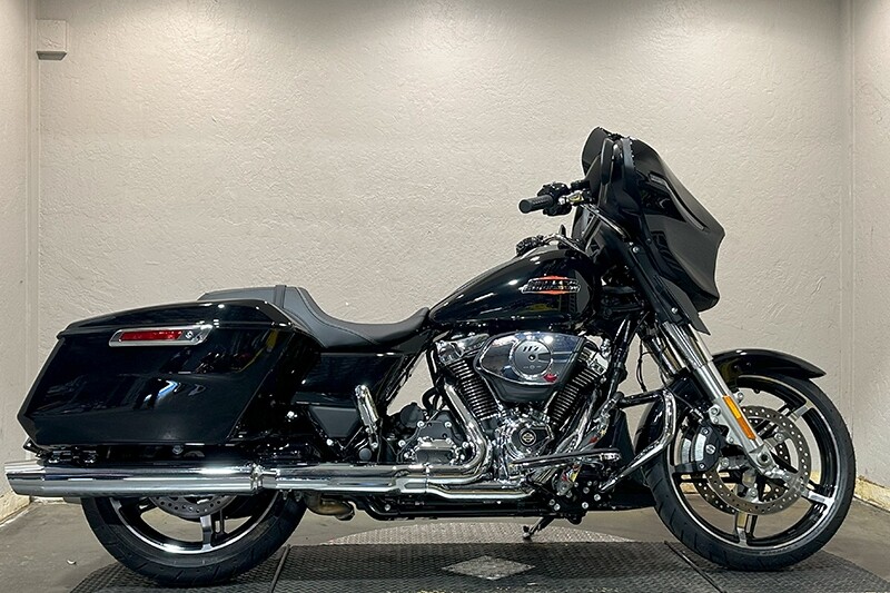 Harley-Davidson Street Glide 2025 FLHX 84607714 VIVID BLACK