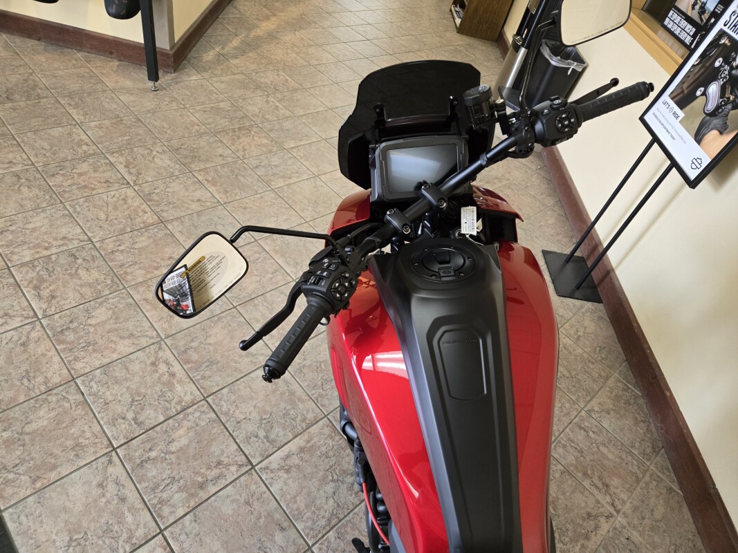2025 Harley-Davidson Pan America 1250 ST Brilliant Red - Photo 4