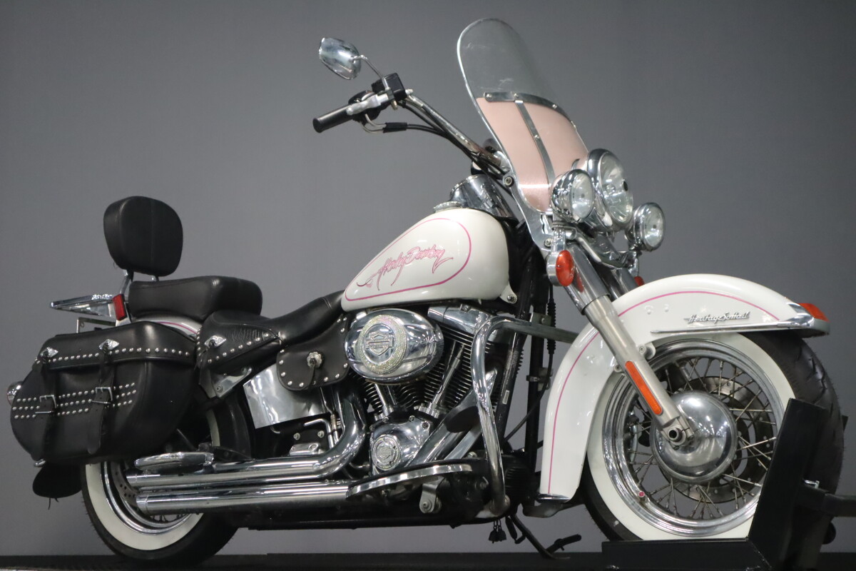 2012 Heritage Softail Classic 103 - Photo 2