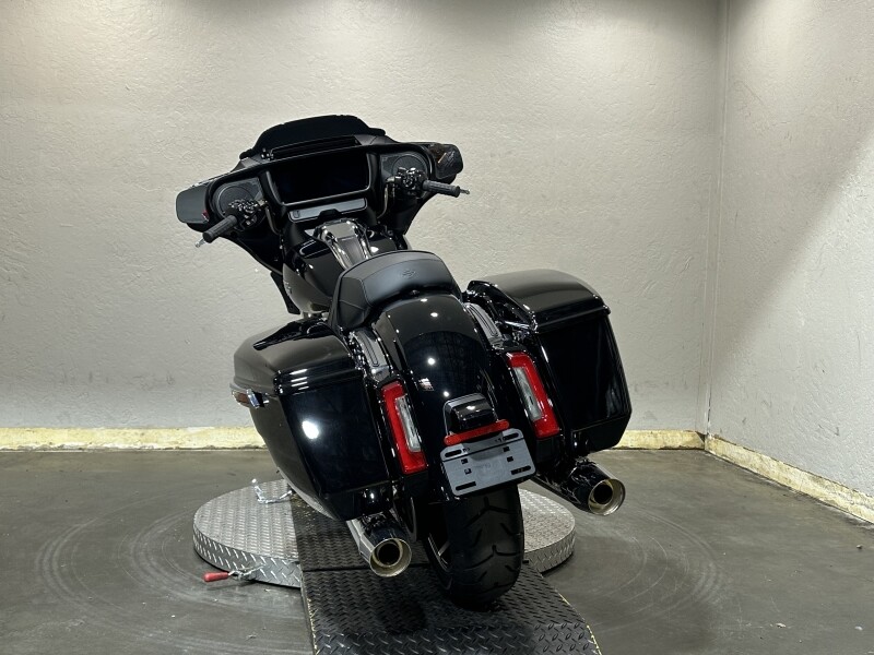 Harley-Davidson Street Glide 2025 FLHX 84607714 VIVID BLACK - Photo 9