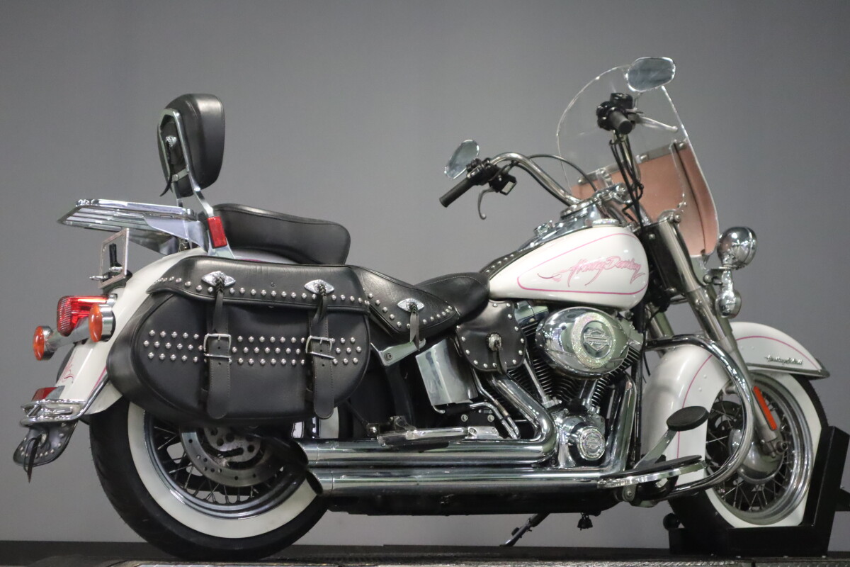 2012 Heritage Softail Classic 103 - Photo 8