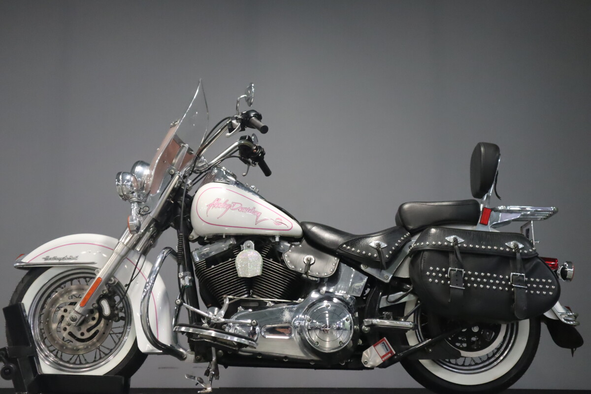 2012 Heritage Softail Classic 103 - Photo 5