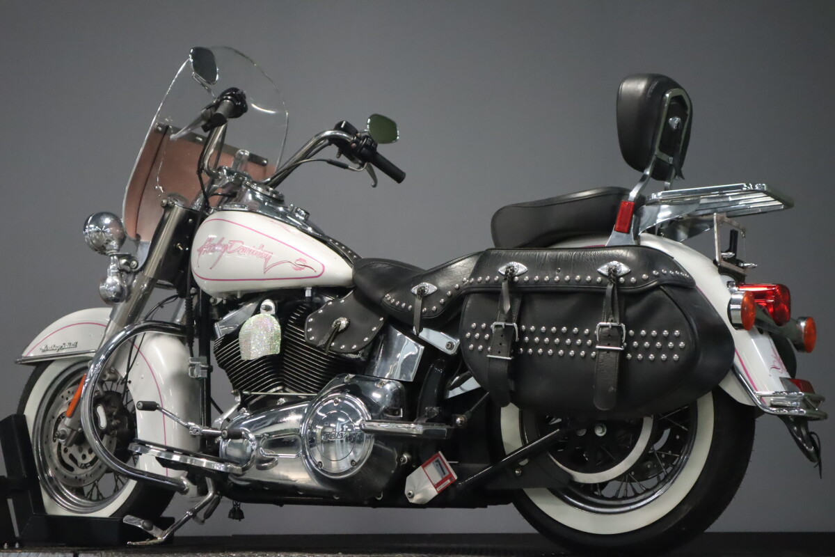 2012 Heritage Softail Classic 103 - Photo 6