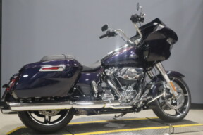 2025 Harley-Davidson® Road Glide™ FLTRX thumb 2