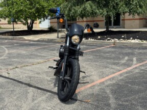 2020 Harley-Davidson<sup>®</sup> Iron 1200<sup>™</sup> Vivid Black thumb 3