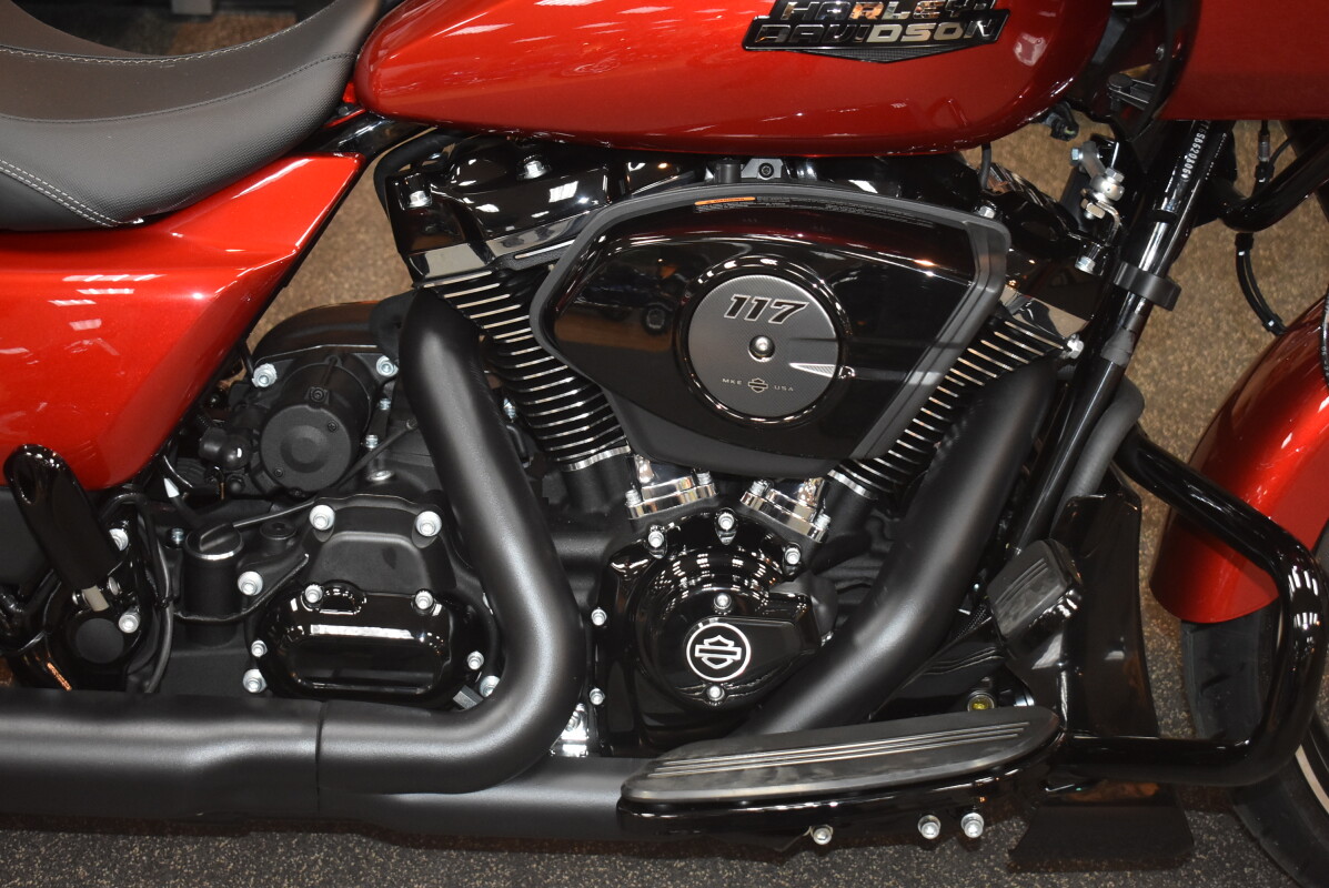 FLTRX 2025 Road Glide - Photo 5
