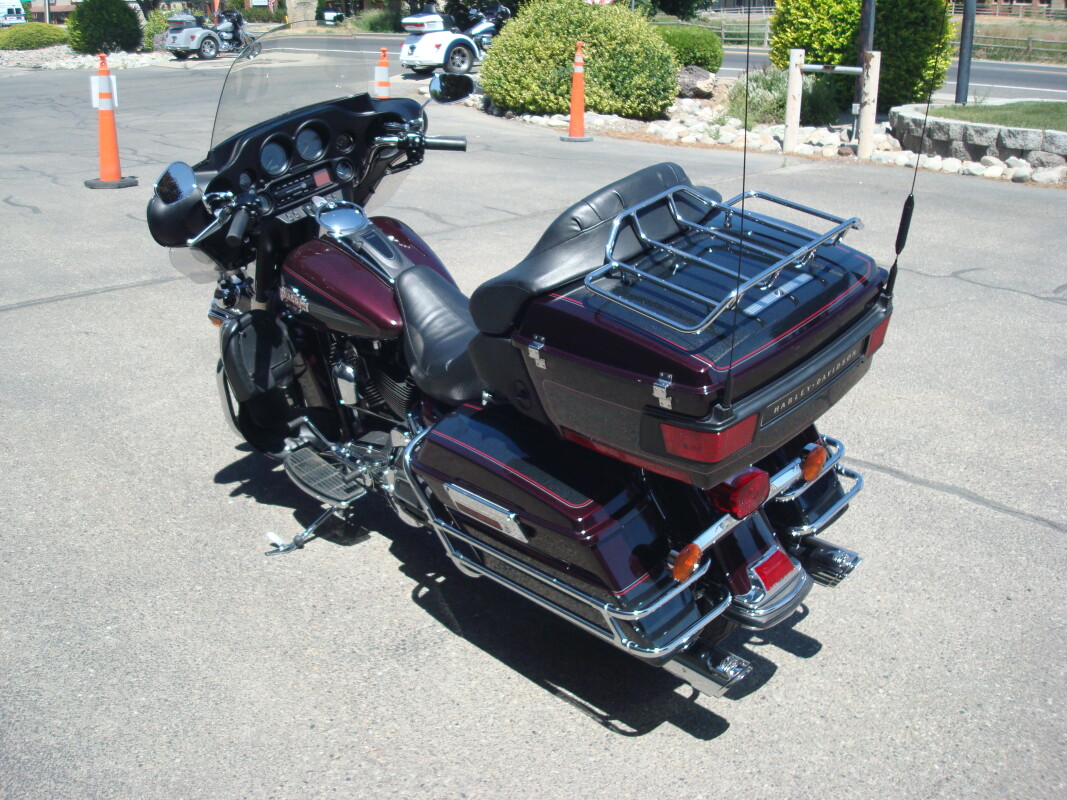 2005 Harley-Davidson Electra Glide Ultra Classic Two-Tone Black Cherry Pearl and Black - Photo 4