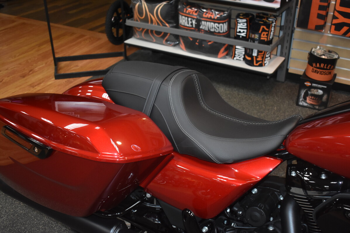 FLTRX 2025 Road Glide - Photo 7