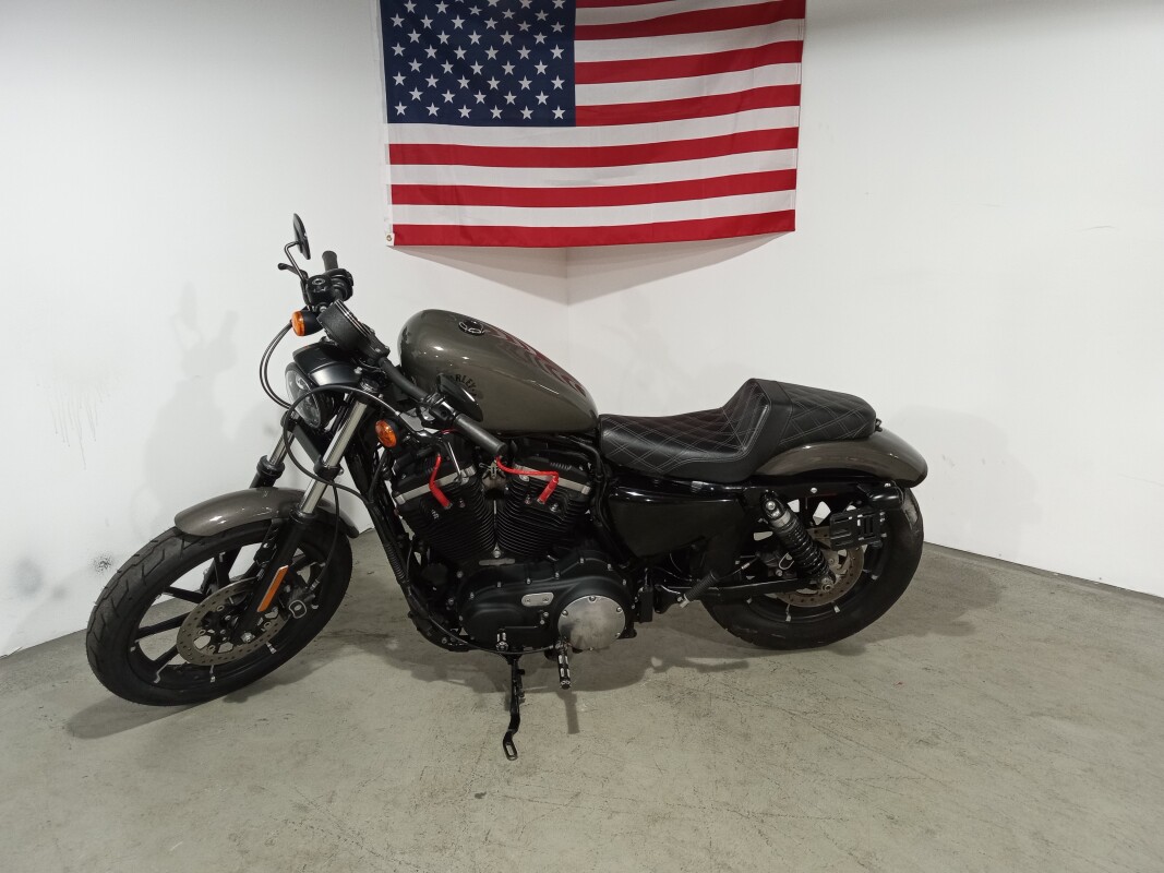 2019 Harley-Davidson Iron 883 INDUSTRIAL GRAY - Photo 4