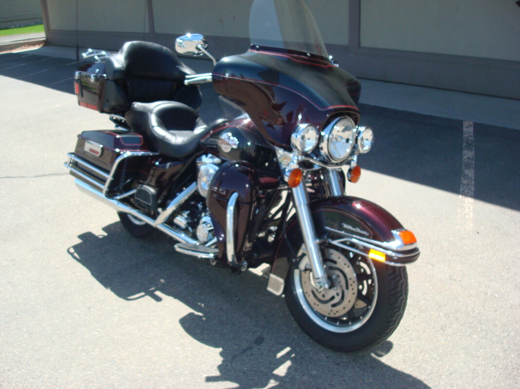 2005 Harley-Davidson Electra Glide Ultra Classic Two-Tone Black Cherry Pearl and Black - Photo 8
