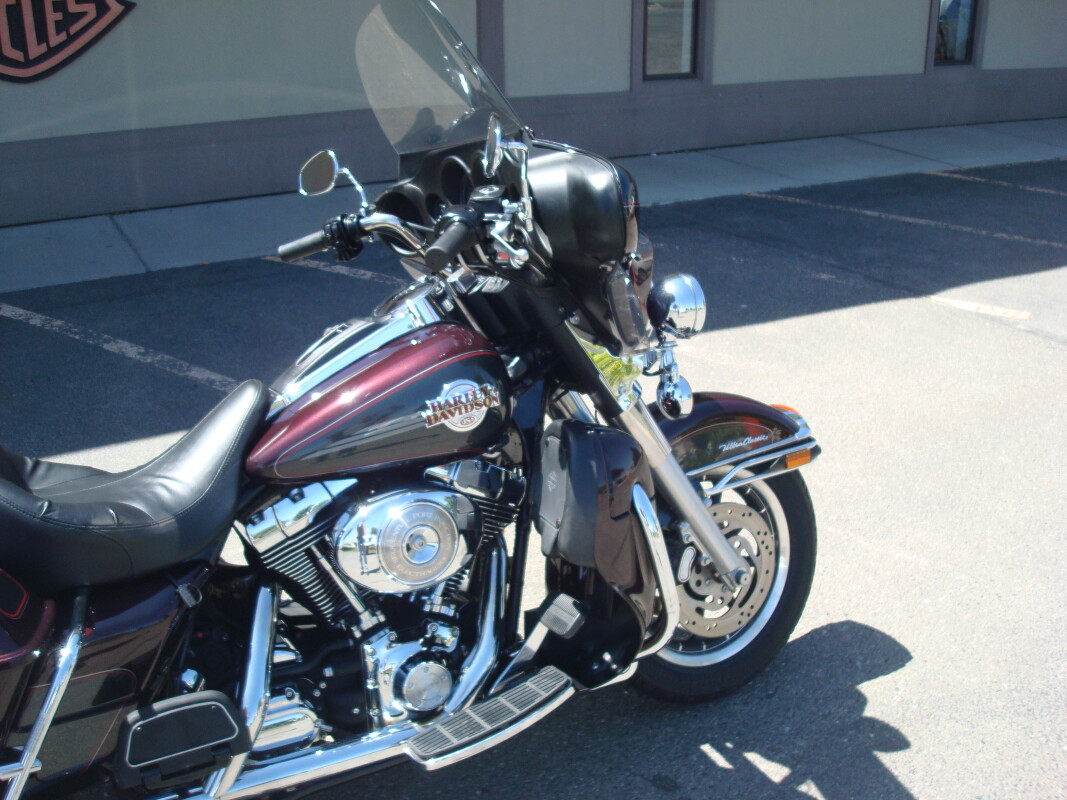 2005 Harley-Davidson Electra Glide Ultra Classic Two-Tone Black Cherry Pearl and Black - Photo 10
