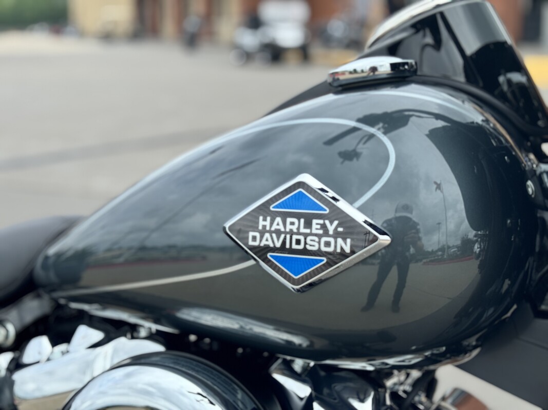 2025 Harley-Davidson Heritage Classic FLHC Iron Horse Metallic w/Cast Wheels - Photo 8