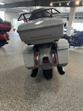 2025 Harley-Davidson® FLHXU Street Glide™ Ultra-Blk Trm thumb 1