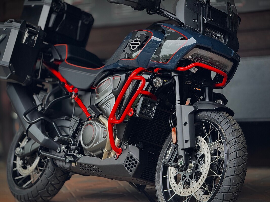 2025 Harley-Davidson CVO Pan America Carbon Blue - Photo 2