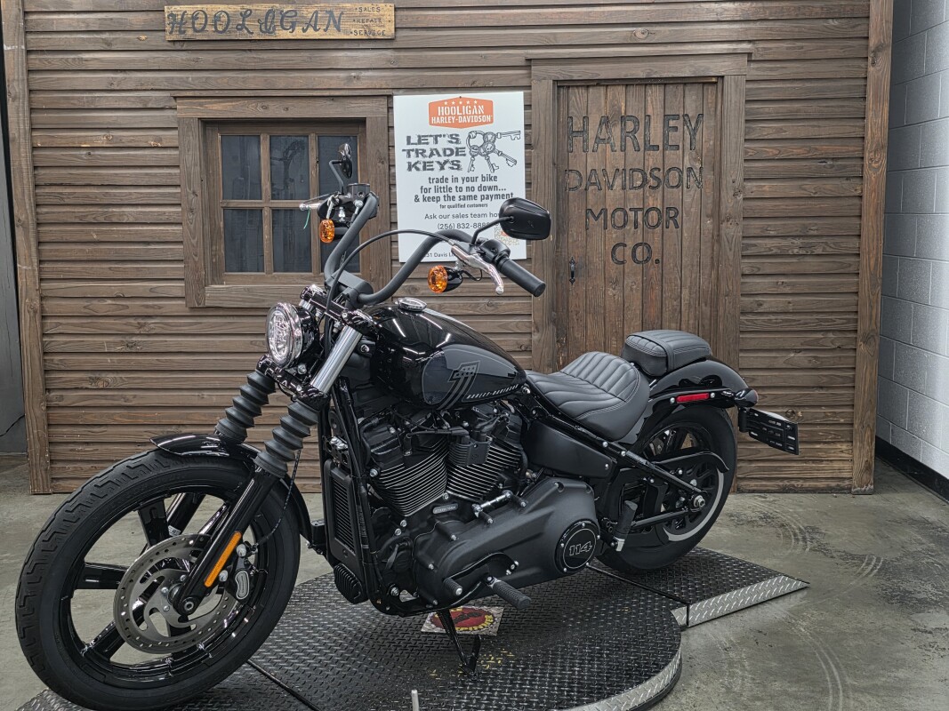 2024 Harley-Davidson Street Bob 114 VIVID BLACK - Photo 6