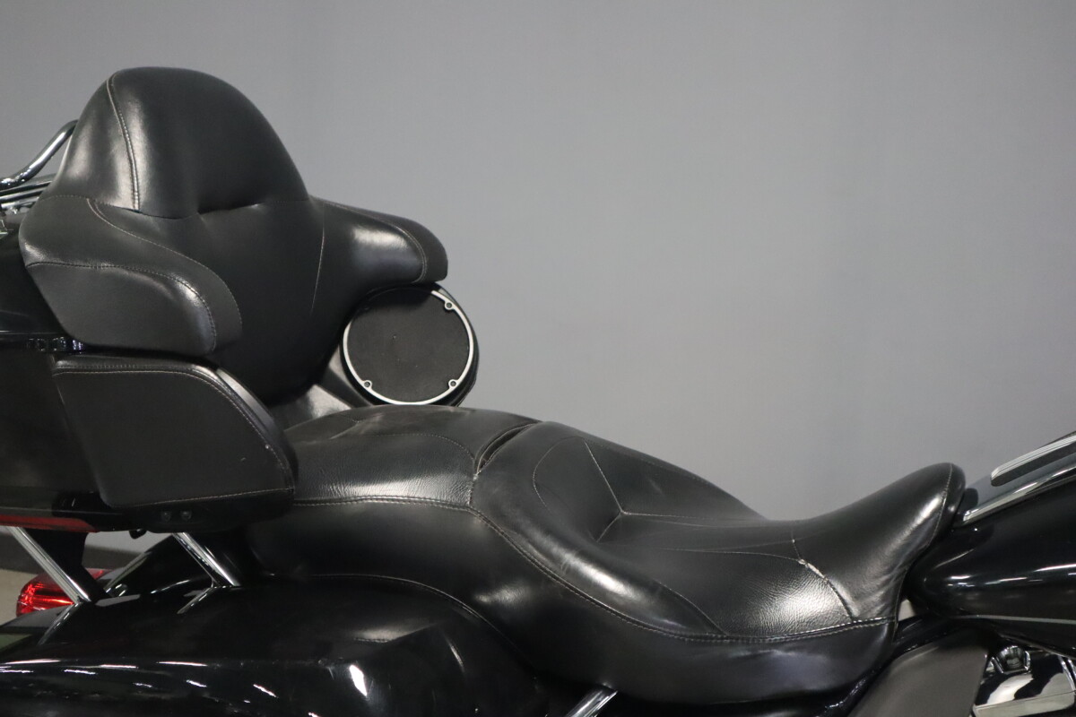 2015 Electra Glide Ultra Limited - Photo 9