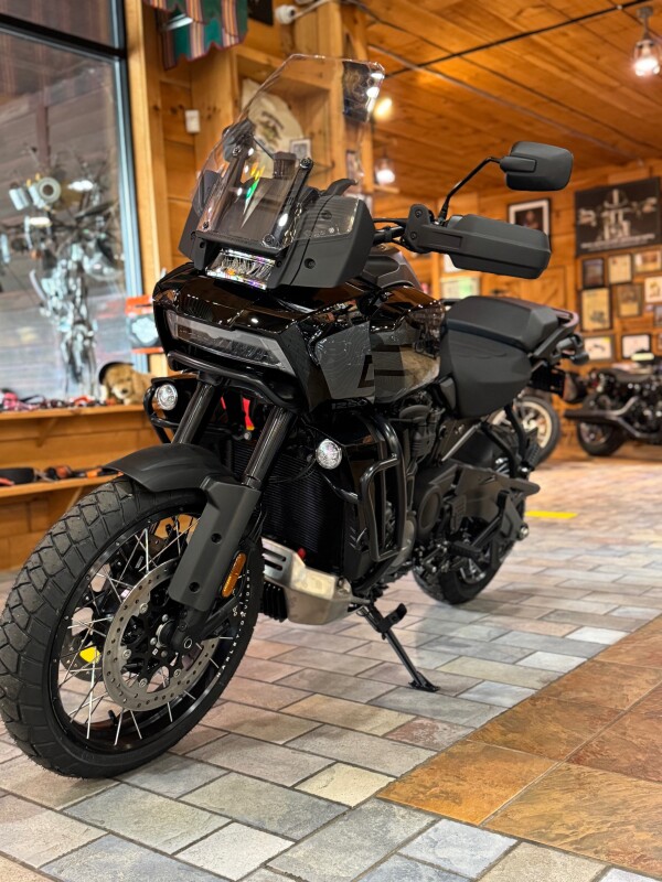 2025 Harley-Davidson Pan America 1250 Special Vivid Black w/Laced Wheels - Photo 6