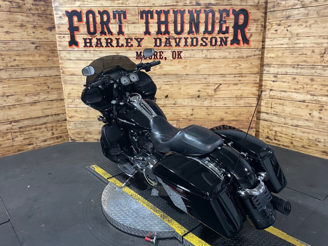 Harley-Davidson Road Glide Special 2017 FLTRXS Vivid Black - Photo 10