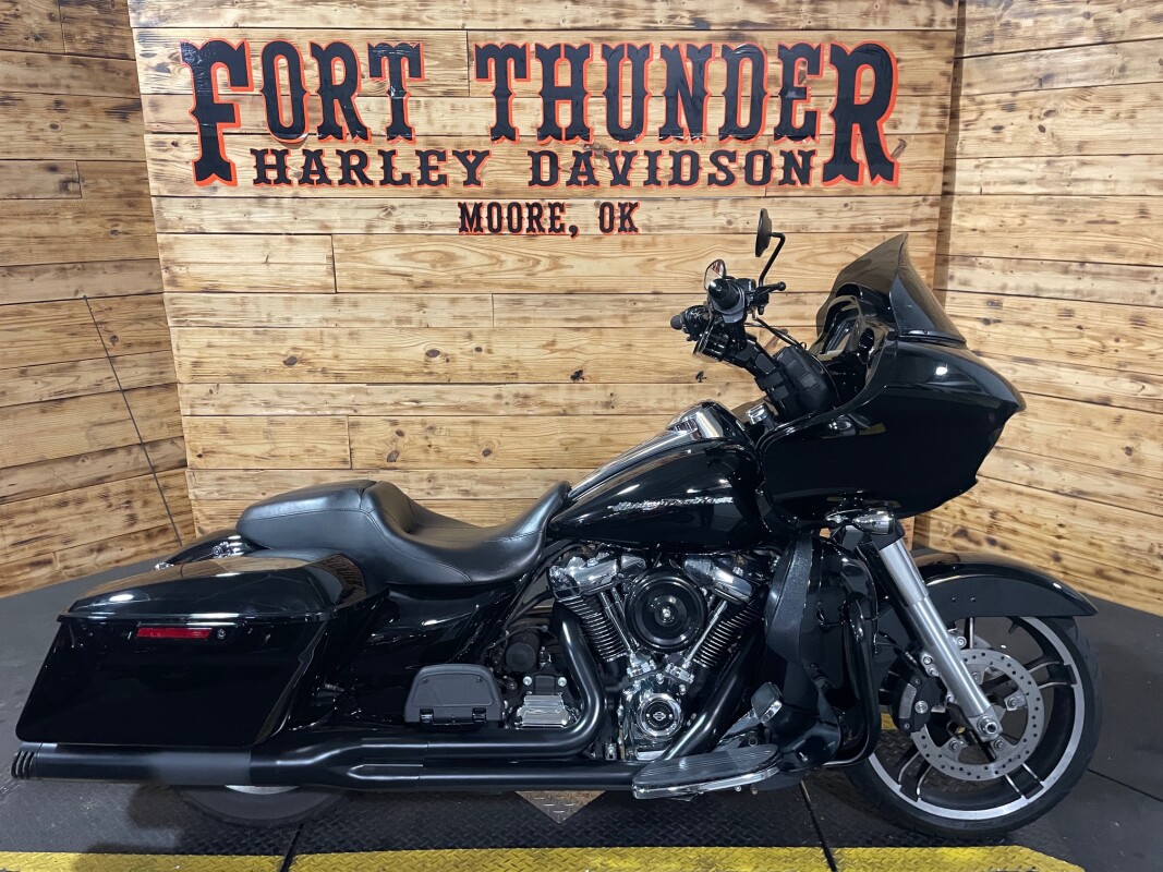 Harley-Davidson Road Glide Special 2017 FLTRXS Vivid Black