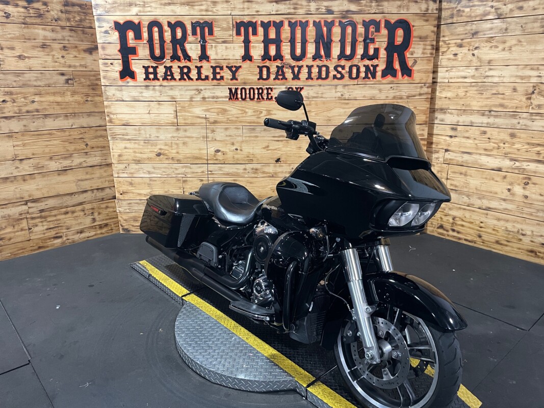 Harley-Davidson Road Glide Special 2017 FLTRXS Vivid Black - Photo 3
