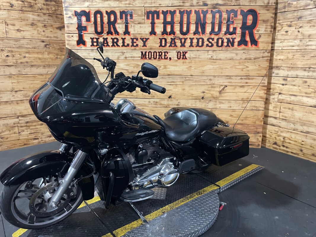 Harley-Davidson Road Glide Special 2017 FLTRXS Vivid Black - Photo 7