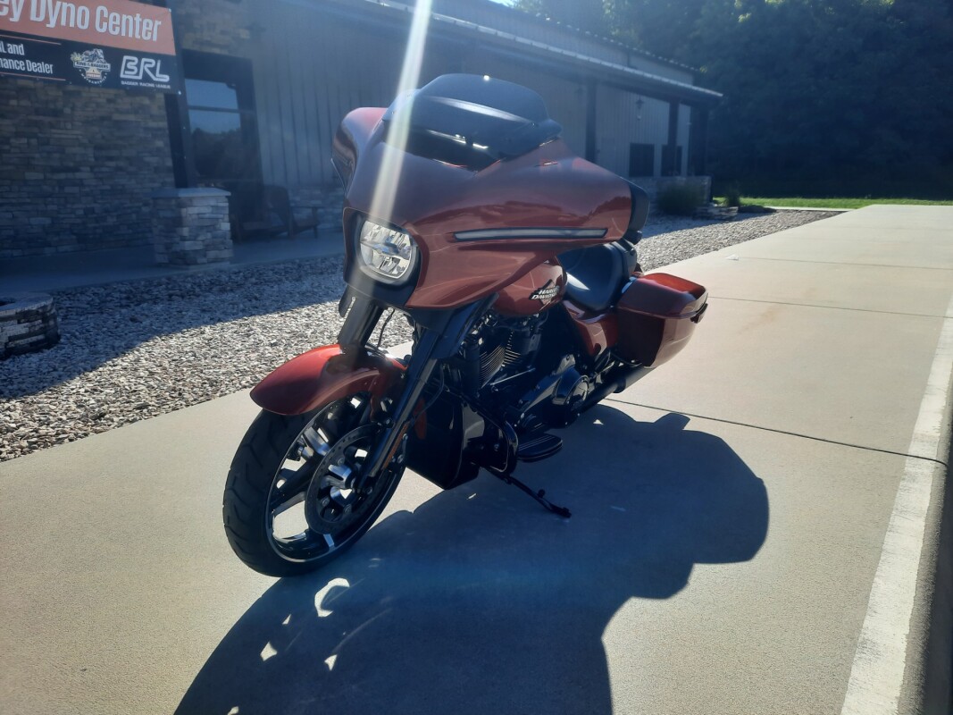 2025 Harley-Davidson Street Glide Whiskey Firestorm - Black Finish - Photo 2