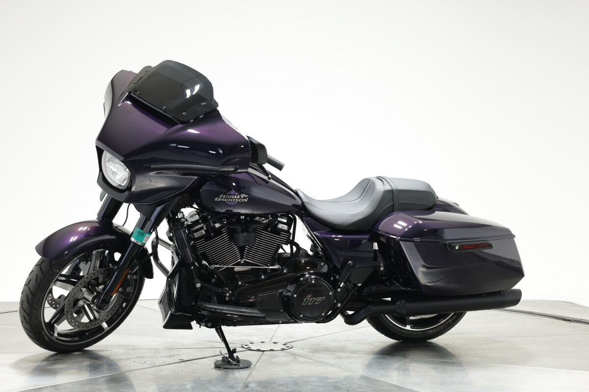 2025 Harley-Davidson FLHX Street Glide in Mystic Shift with 10 miles - Photo 9
