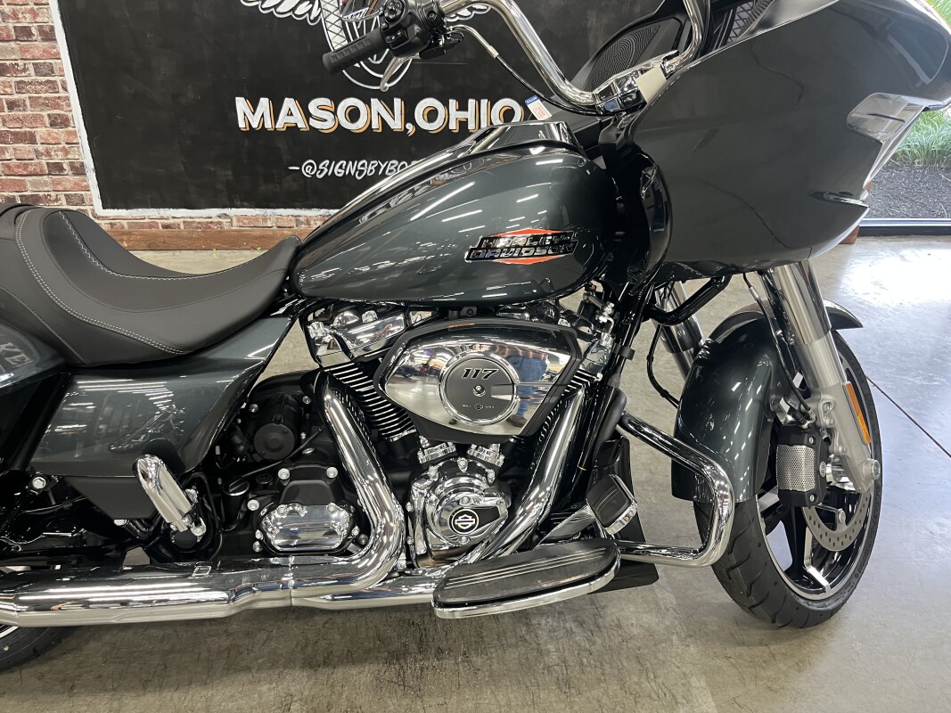 2025 Harley-Davidson Road Glide FLTRX - Photo 3