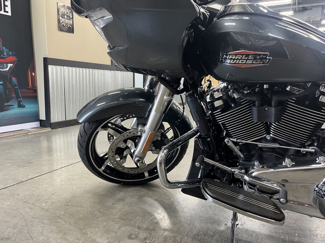 2025 Harley-Davidson Road Glide FLTRX - Photo 10