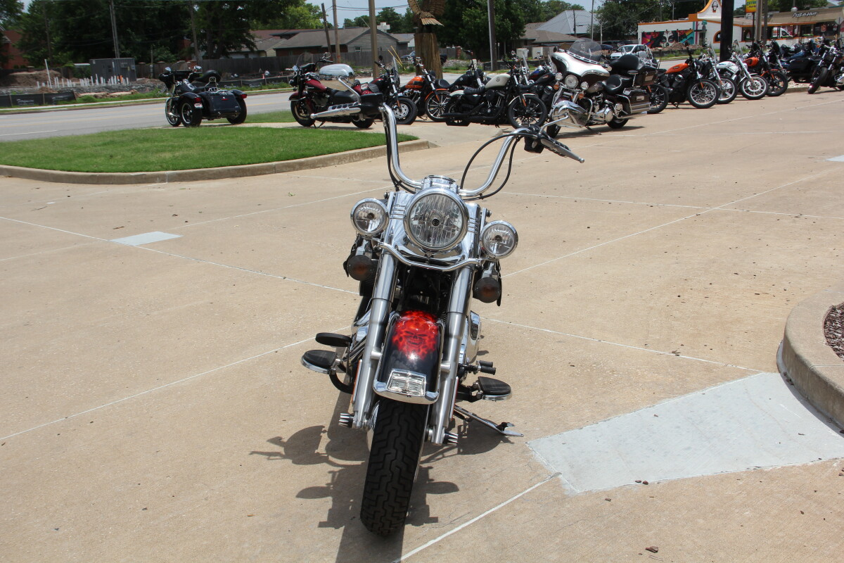 2017 Harley-Davidson Heritage Softail Classic - Photo 8