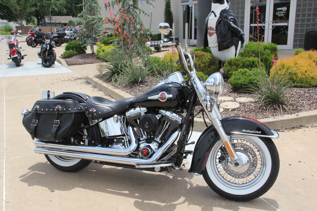 2017 Harley-Davidson Heritage Softail Classic - Photo 4