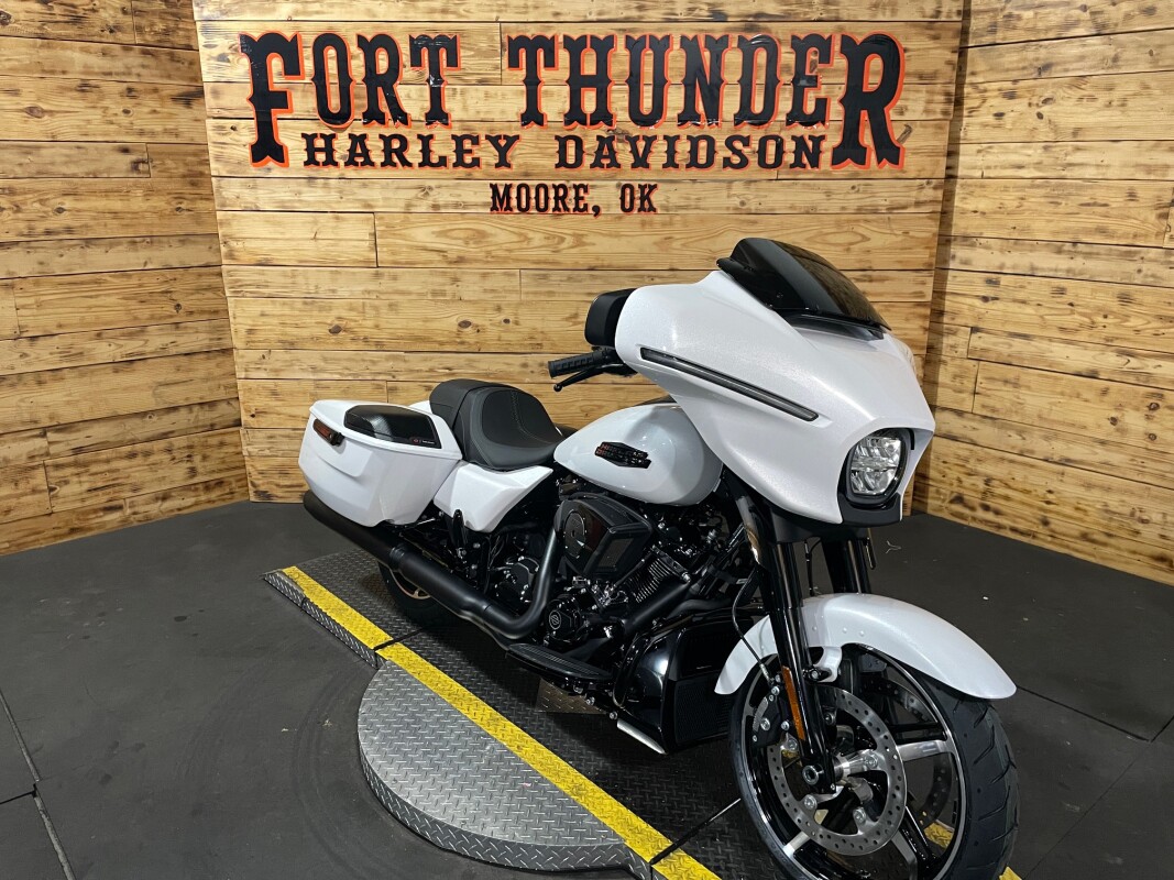 Harley-Davidson Street Glide 2025 FLHX WHITE ONYX PRL - Photo 3