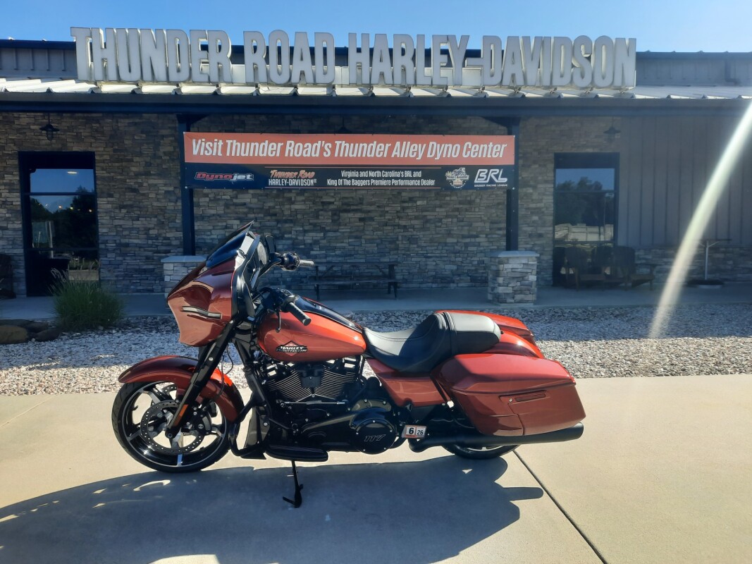 2025 Harley-Davidson Street Glide Whiskey Firestorm - Black Finish