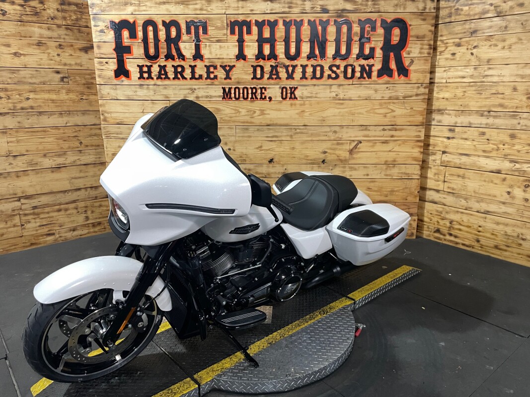 Harley-Davidson Street Glide 2025 FLHX WHITE ONYX PRL - Photo 7