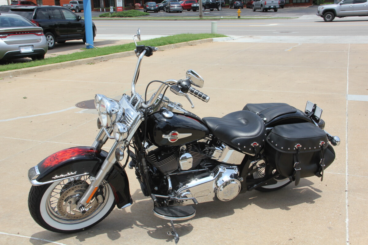 2017 Harley-Davidson Heritage Softail Classic - Photo 6