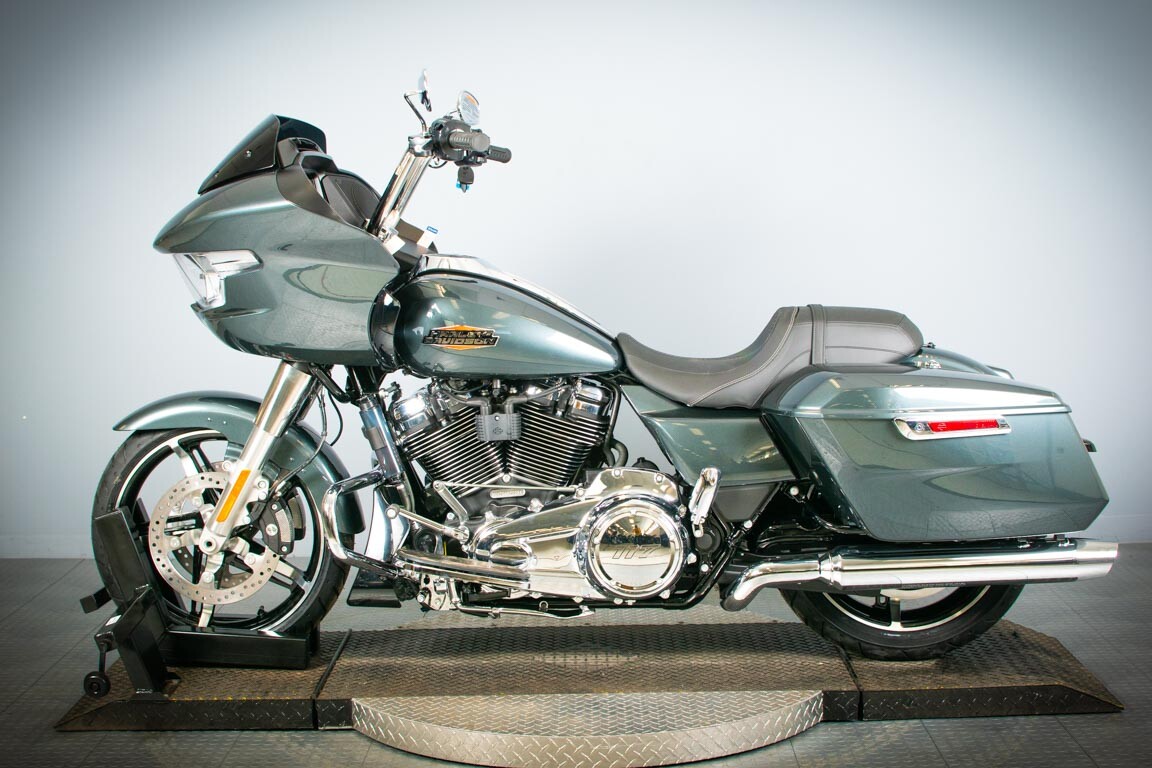 2025 Harley-Davidson Road Glide FLTRX - Photo 5
