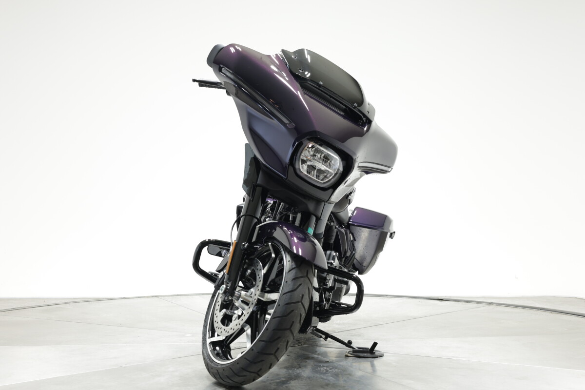 2025 Harley-Davidson FLHX Street Glide in Mystic Shift with 10 miles - Photo 6