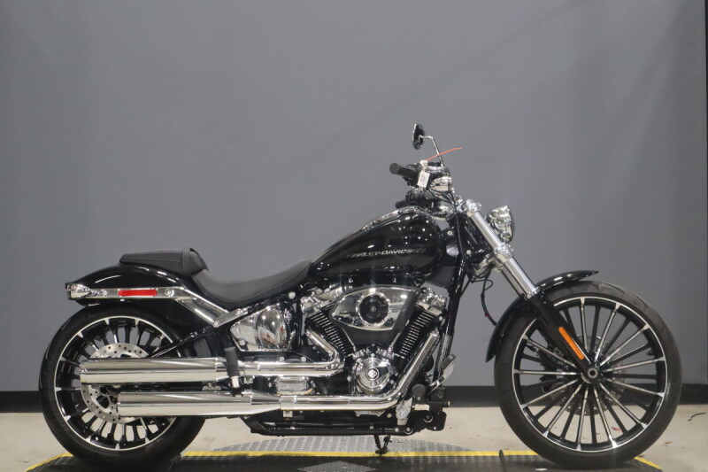 2025 Harley-Davidson® Breakout™ FXBR