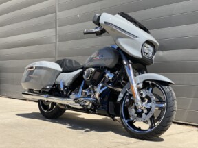 2025 Harley-Davidson<sup>®</sup> Street Glide® Billiard Gray thumb 3