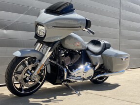 2025 Harley-Davidson<sup>®</sup> Street Glide® Billiard Gray thumb 0