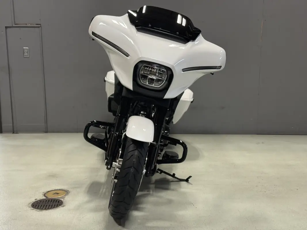 FLHX 2025 Street Glide - Photo 7
