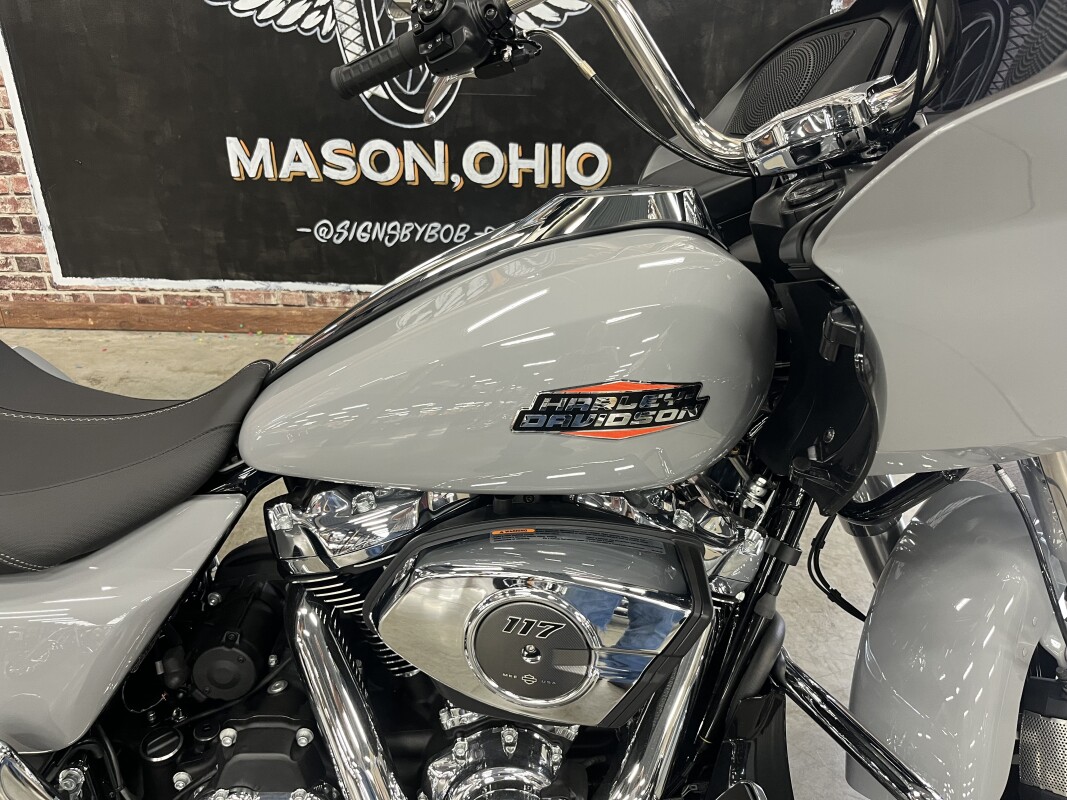 2025 Harley-Davidson Road Glide FLTRX - Photo 4